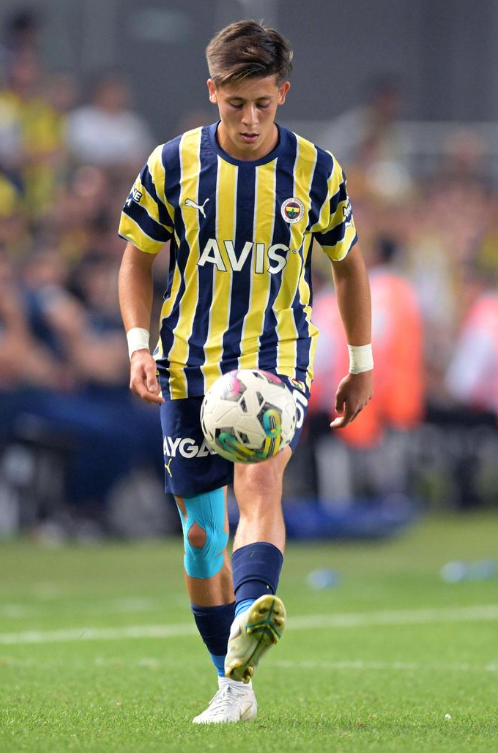居勒尔成为西甲进球史上最年轻的土耳其球员