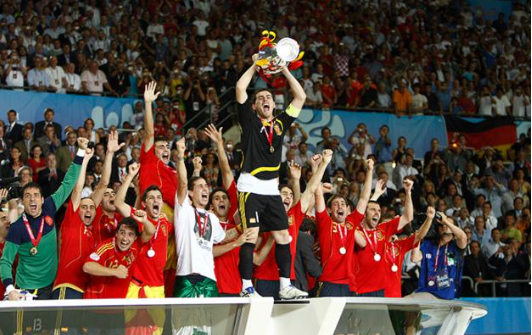 欧洲杯经典回顾：08年西班牙的最佳演出