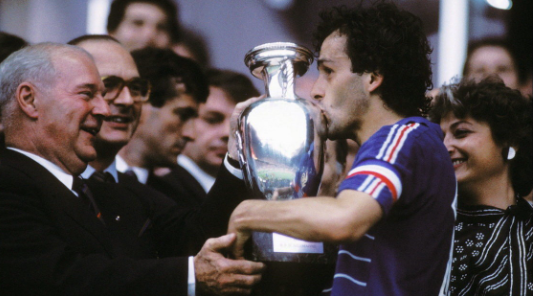 欧洲杯经典回顾：84年法国主场夺冠