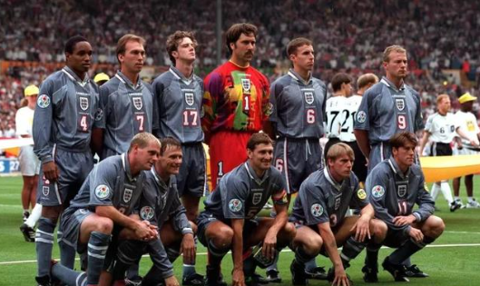 历届欧洲杯经典时刻回顾：1996年决赛——德国vs捷克
