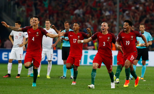 2012年欧洲杯四分之一赛:波兰VS葡萄牙,毫无悬念的比赛