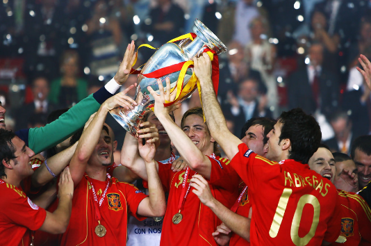 西班牙：2008年欧洲杯冠军的捍卫者