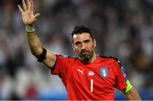 布冯：欧洲杯上的意大利守护神