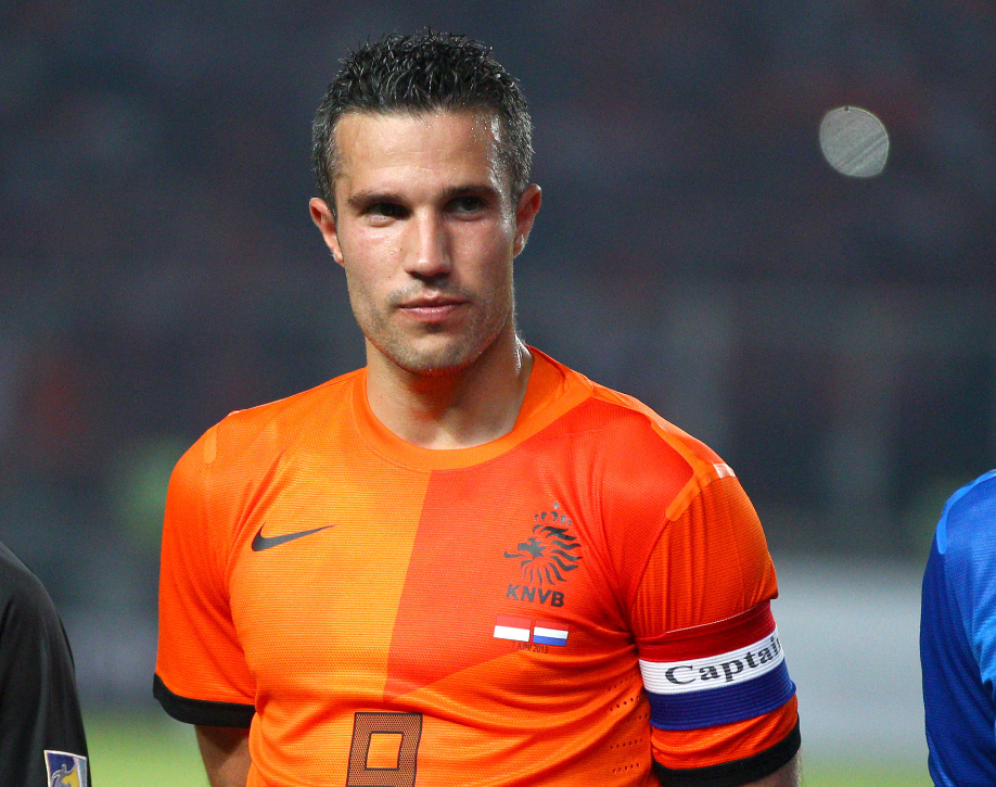 罗宾·范佩西：2012年欧洲杯荷兰队的锋线利刃