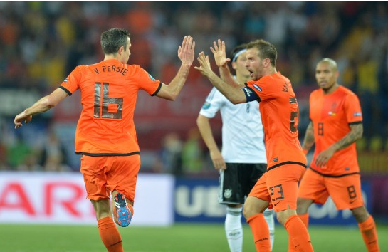荷兰足球焦点：德鲁恩受伤缺席，欧洲杯前景成疑