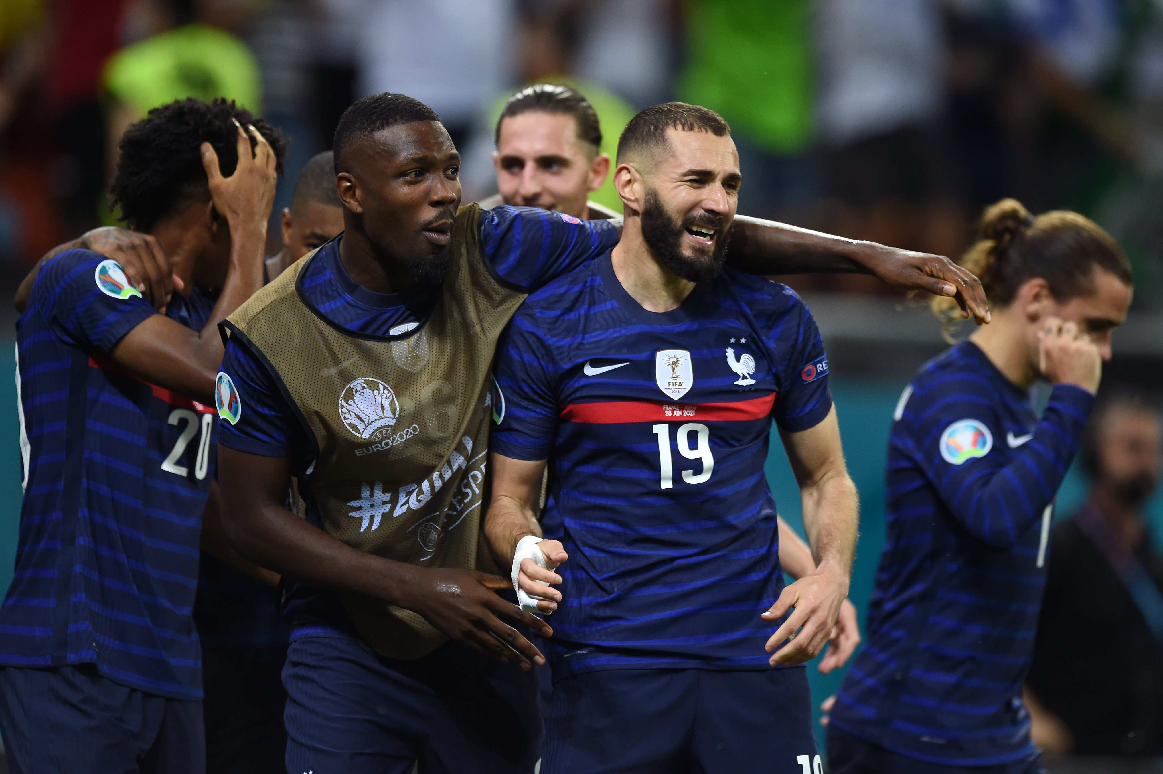 詹俊解析法国队欧洲杯前景：实力强大但后防需谨慎