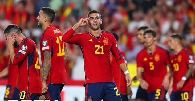 西班牙挺进欧洲杯八强，球员喜获丰厚奖金