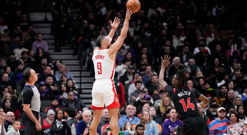 火箭险胜：客场掀翻猛龙