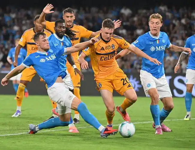 欧冠烽火中,那不勒斯的冰火淬炼之路