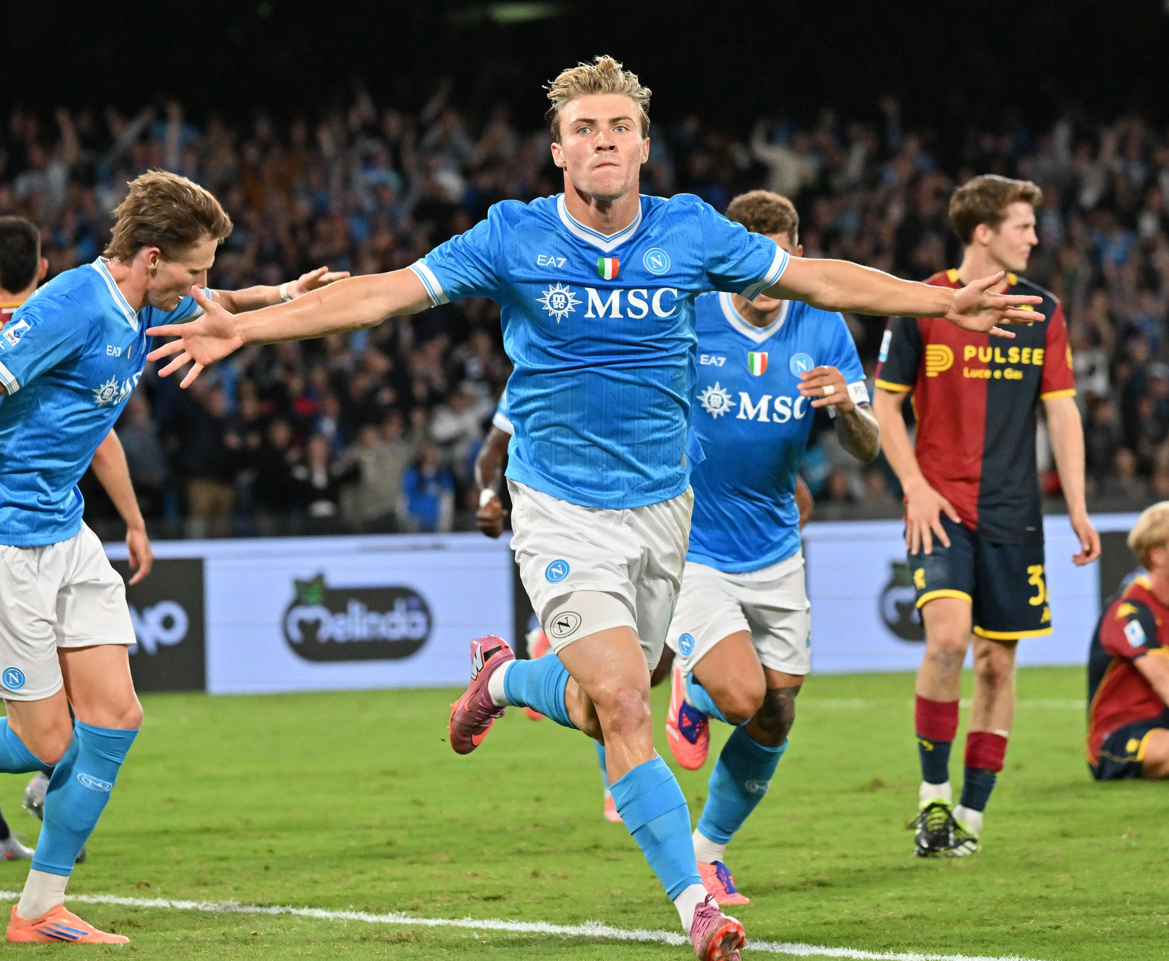 欧冠烽火中,那不勒斯的冰火淬炼之路