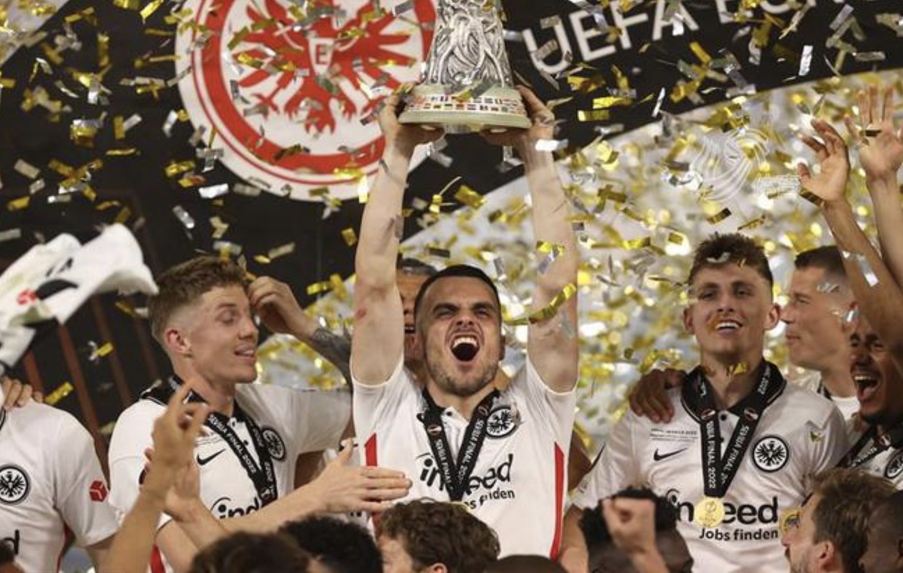 法蘭克福歐冠征程：從狂飆到跌宕的戲劇之旅