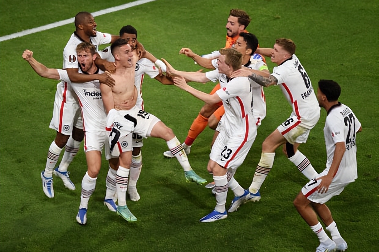 法蘭克福歐冠征程：跌宕起伏中的逐夢之路